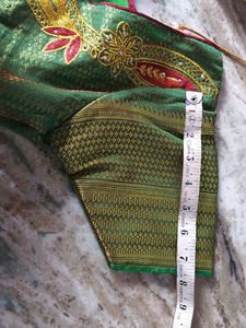Pink And Parrot Green Pattu Saree.