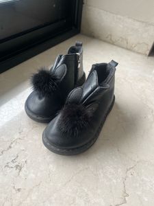 Adorable Black Bunny Boots - size 29