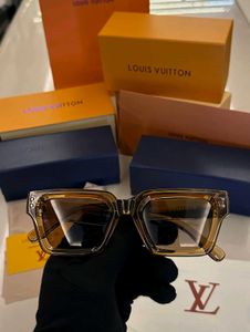 Louis Vuitton Sunglasses Unisex Og Store Model