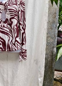 I. MESH CUTE DEEP NECK TOP