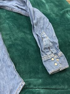 Levi&#39;s Denim Shirt