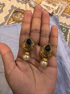 Pendent Set