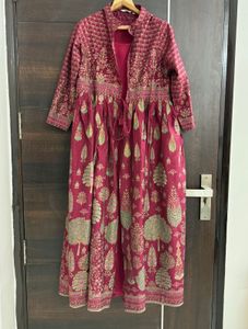 Solid Kurta with Printed Anarkali Cape