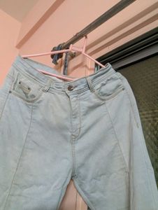 Light Wash Flared Jeans