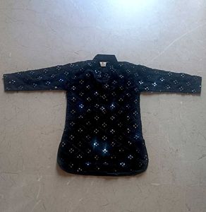 Boys' Black Embellished Kurta