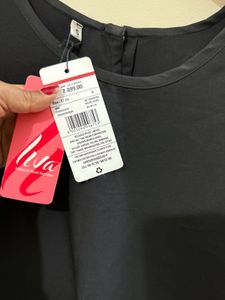 Black Airline Top