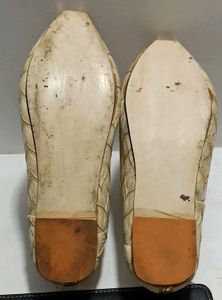 Elegant Ethnic Mojari Shoes
