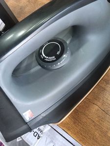 Bajaj Herculo Dry Iron