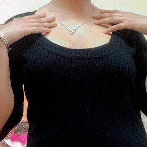 Black ¾ Sleeve Top