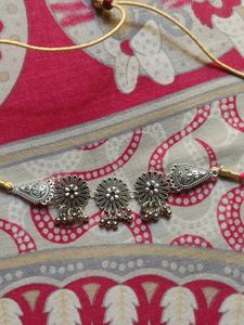 Choker Set