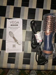 Vega LitStyle L4 Volumizer Hair Dryer Brush
