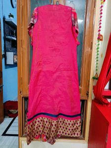 🇳🇿💫🎀Elegant Pink Embroidered Kurta Set