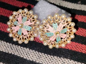 Floral Pearl Earrings