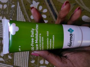 Oil-Free Daily Face Moisturizer