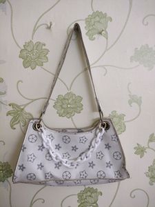 Y2k Purse🤍