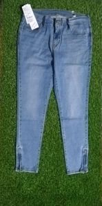 Levi's Brand New Sky Blue Women's Skinny Fit Stretch Bottom Zip Lock Pattern Jeans_32_KBSWJ35009