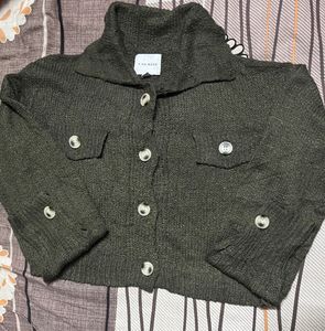 olive green woolen top