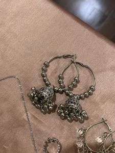 Jewelry Set: Necklace, Rings &amp; Earrings