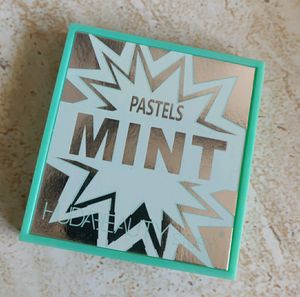 Huda Beauty Pastel Mint Obsession Palette ✨