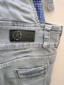 Dungaree Jeans / Fit Upto Waist 28