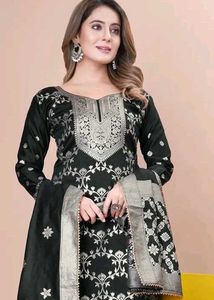 Elegant Green Ethnic Kurta Set Fabric