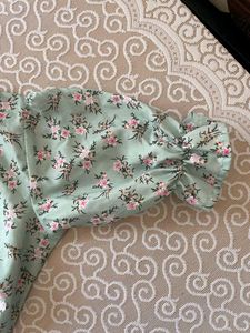 Floral Print Pista colour Women Top