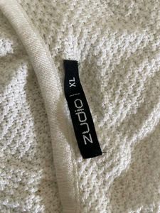 Women White Crop Top
