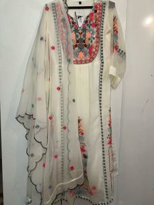 Elegant Embroidered Kurta And Dupatta