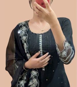 Elegant Black Salwar Kameez Suit