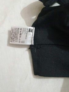 Black Sports Bra