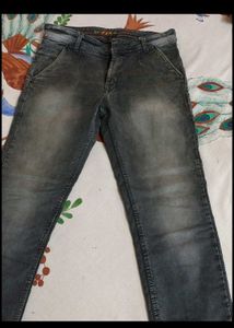 Beautiful Like New Mens Jeans