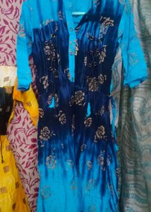 FROCK DRESS WITH BEAUTIFUL DESIGN