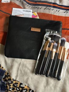 Makeup Brush Set & Pouch