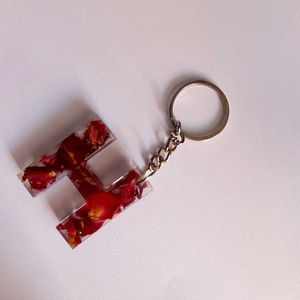 Real Rose Preserved Key Chain H Alphabet