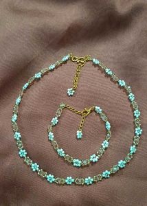 Floral Beaded Jewelry Set