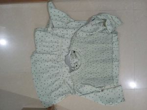 Girl &#39;s Top