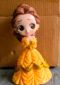 Bella 💛 Figure