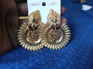 Earring