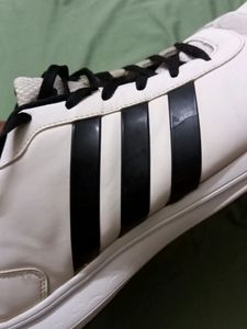 ORIGINAL ADIDAS UK 10 SIZE GOOD CONDITION