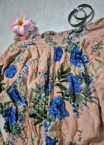 Floral Offshoulder Top