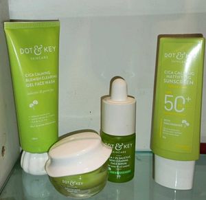 Dot &amp; Key Skincare Set