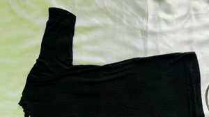 Fitted Black Tops