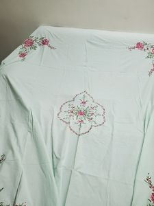 Cotton Embroidery Double Bed Bedsheet With Pillows