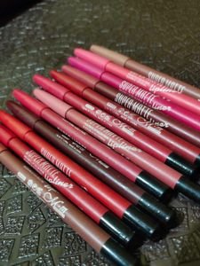 12 Super Matte Lipliners