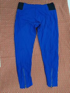 🏋️‍♀️ Blue Workout Pants