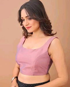 Sleeveless Blouse