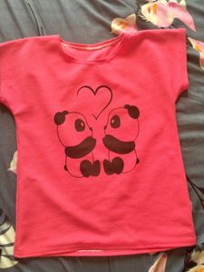 Pink Panda Graphic T Shirt Medium size