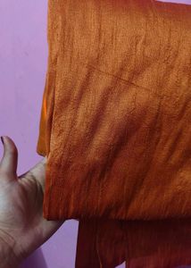 Golden Saree – Minimal &amp; Elegant