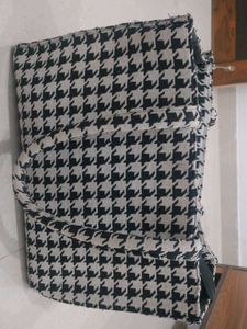 Houndstooth Tote Bag