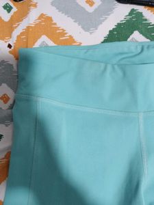 Cyan Reebok Gym Capris